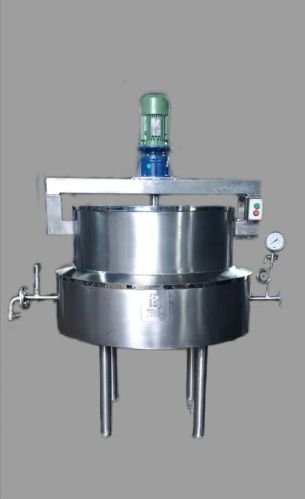 Milk boiling machine